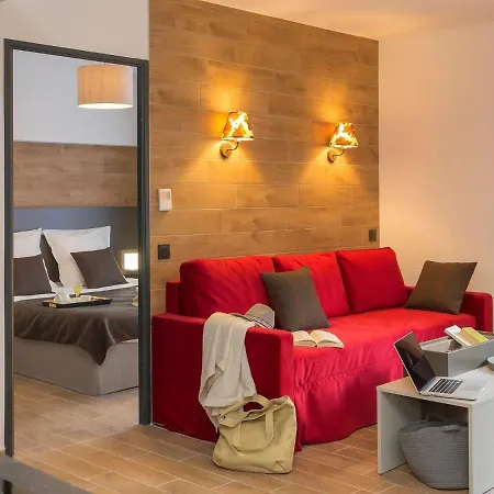 Furnished In An Attractive Town Apartman Chamonix